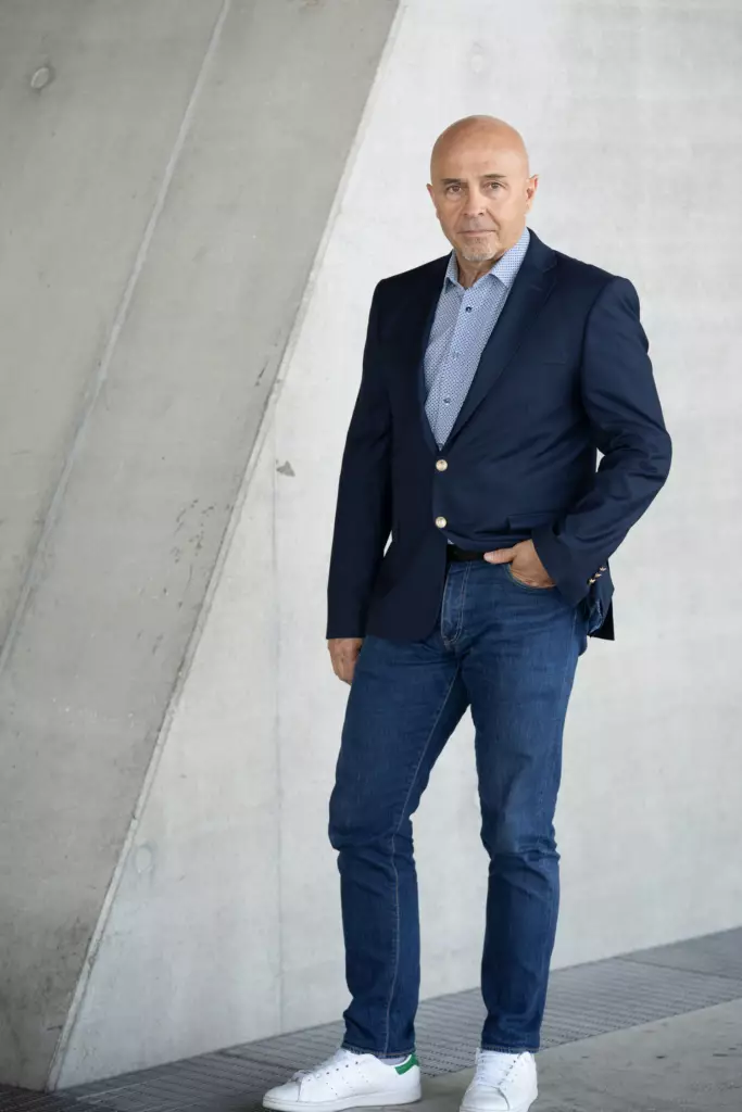 Eric Tchu BD 168 Resultat 683x1024