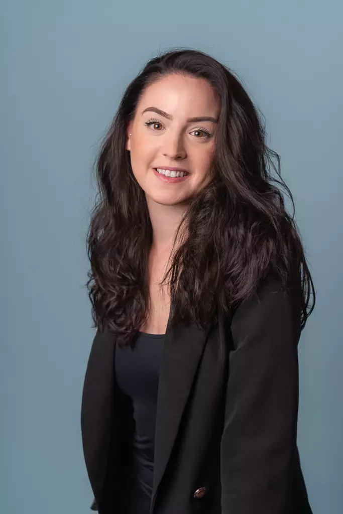 Photographe portraits professionnels Trombinoscope pour une clinique dentaire Labelia Quai De Saone Portraits BD 09056 Resultat 683x1024