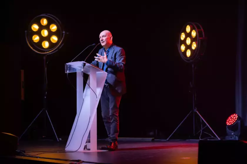Reportage de photos événementielles à l'occasion de la conférence de François Lenglet Organisée par le Club Gier.